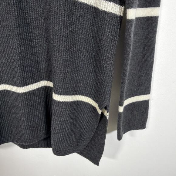 Gap Cozy Wool Blend Waffle Black White Striped V Neck Tunic Sweater Top Medium - Picture 8 of 9